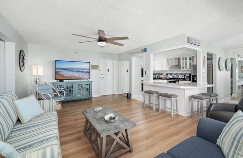 North Ocean City Condo | Beachfront,Beach/Bay Views,Steps to Beach,IndoorPool,Elevator,Gym,Sauna,Game Room,Tennis