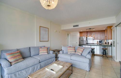 Biloxi Apartment | Beachfront Biloxi Condo Balcony and Community Perks
