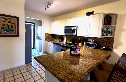 Centro Condo | Beachfront Bliss Steps to Cabo's Vibrant Life