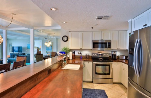 Bethune Beach Condo | Beachfront Chadham by the Sea with Riverviews! Quiet car-free beach location! CH419