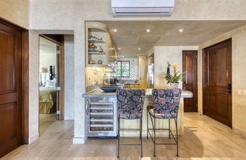 San Jose del Cabo Condo | Beachfront condo 2bd 2ba - San José del Cabo - Casa Del Mar Sol 203