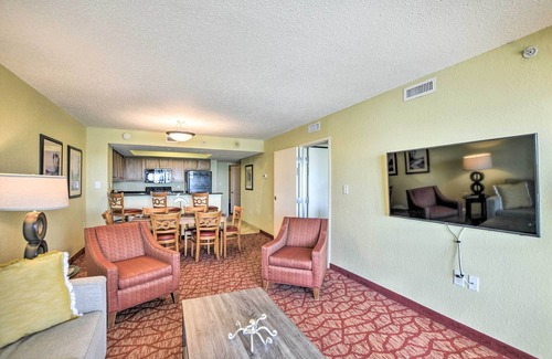 Downtown Myrtle Beach Condo | Beachfront Condo in Myrtle Beach w/Pool Access
