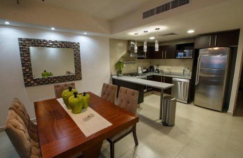 South Hotel Zone House | Beachfront Condo with Access to Pools, Gym, Tennis Court