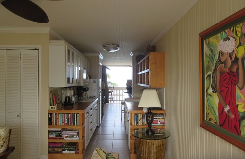 Makaha Condo | Beachfront Condo on best hidden beach on Oahu