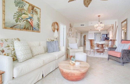 Alabama Gulf Coast Condo | ⭐️ Beachfront 🏖 Condo & Pool - Perfect Sunny ☀️ Oceanfront 🌊 Views!