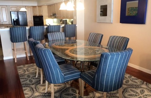 Redington Beach Condo | Beachfront Condo at La Contessa!, 3BD/3BA, Poolside Cabana, Private Fishing Pier