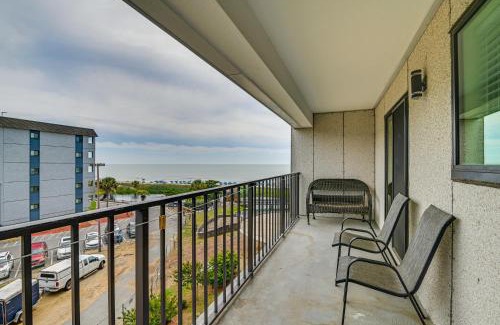 Myrtle Beach Apartment | Beachfront Condo with Pool at Myrtle Beach Resort!