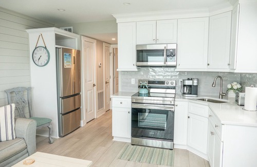 Tybee Island Condo | Beachfront - Corner unit - Top floor. Waterfront views!