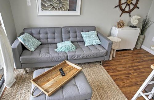 North Beach Apartment | Beachfront Corpus Christi Condo with Deck and Views!