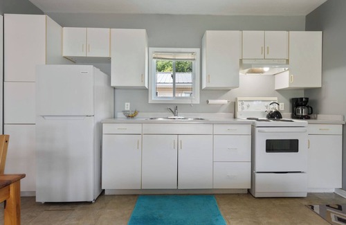 Turkey Point Cottage | Beachfront Cottage - Turkey Point