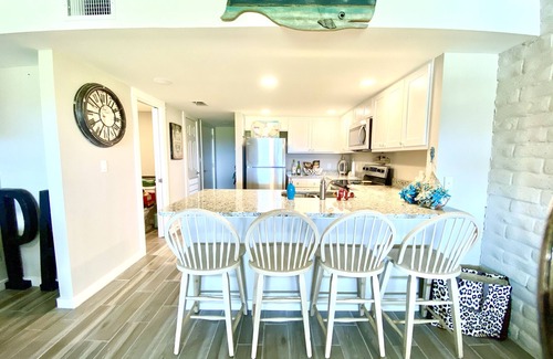 Port Aransas Condo | Beachfront Cozy Condo 228 located in the Golf Cart Dist. in the heart of Port A
