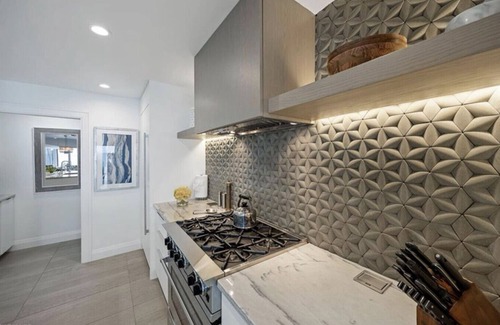 Bonita Springs Apartment | Beachfront Dream - Stunning View Directly on Beach