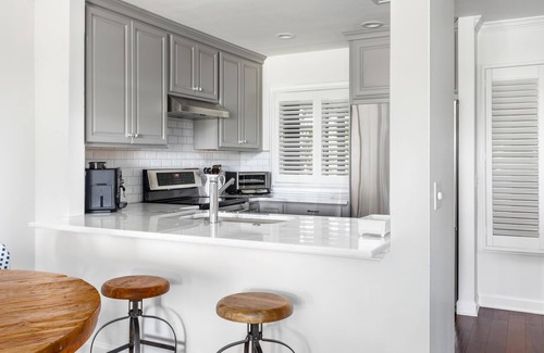 Kiawah Island Condo | Beachfront, Elegant First Floor Living at it's Best!