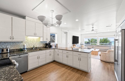 Panama City Beach House | Beachfront Estate – Sleeps 40, Perfect for Family Reunions, Weddings & Groups