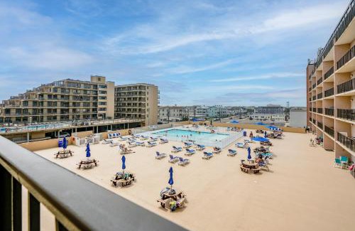North Wildwood Apartment | Beachfront Fourth-Floor Condo with Community Pool!