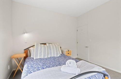 Waikanae House | Beachfront Getaway - Waikanae Beach Holiday Home