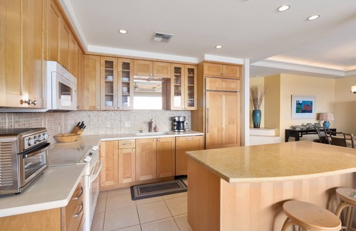 Wailea Condo | BEACHFRONT/GROUND Floor B-103: Renovated, LARGER unit, & steps from the sand.