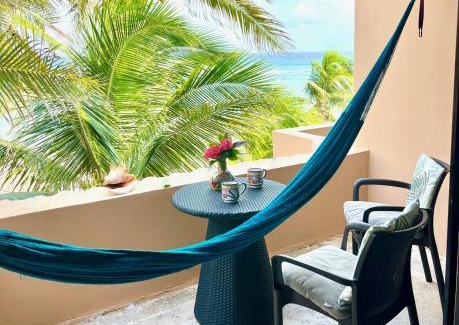 Akumal Apartment | Beachfront Hammock Heaven