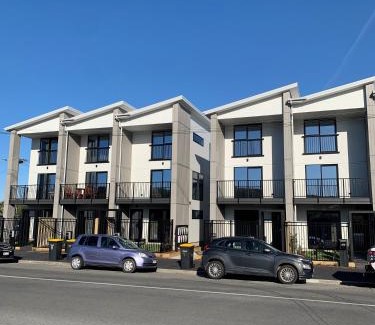 New Brighton Apartment | Beachfront Haven