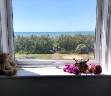 West Wittering House | Beachfront holiday home