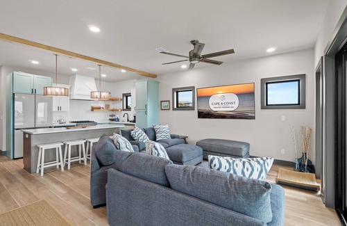 Indian Pass House | Beachfront Home, Private Pool, Mother-In-Law, Secluded Beaches, Indian Pass