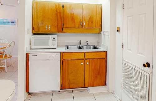 Surf Side Shores House | Beachfront home with furnished deck, great location, & WiFi