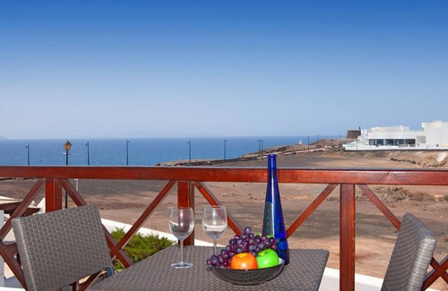 Playa Blanca House | Beachfront house, Fuerteventura view, swimming pool