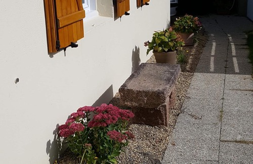 Plouescat House | Beachfront in Plouescat, renovated house at 100 Menfig beaches
