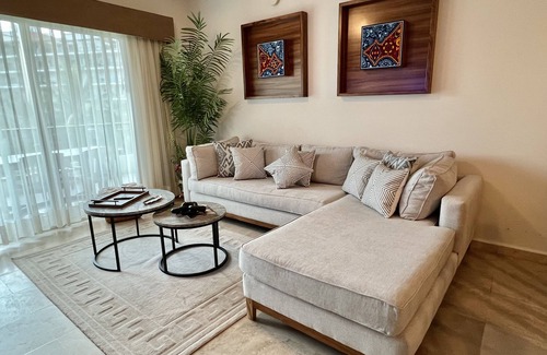 Nuevo Vallarta Apartment | Beachfront Luxury 2 BR Apartment Playa Royale Towers, Nuevo Vallarta, MEXICO