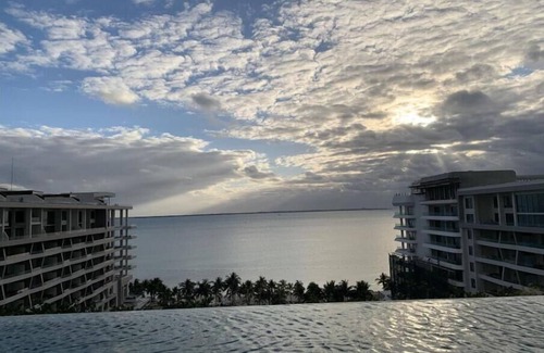 Cancun Apartment | Beachfront luxury 5-diamond Studio Suite