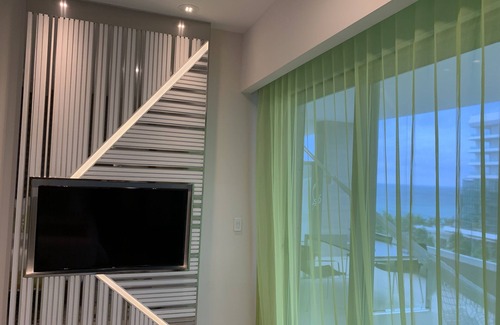 Cancun Apartment | Beachfront luxury 5-diamond Studio Suite
