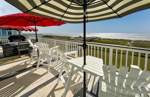 Galveston House | Beachfront Million Dollar Views 2 King Beds Family