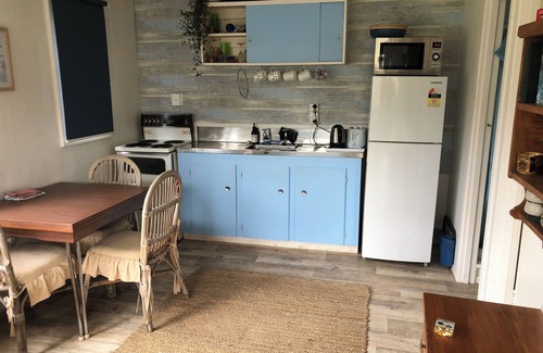 Mokau Cottage | BEACHFRONT MOKAU. nFishing, Whitebaiting, Beach walks, Classic NZ Bach.