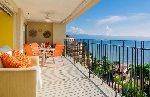 Marina Vallarta Condo | Beachfront, ocean view, very large 2 bedroom condo, luxury, spacious 220m.