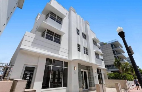 South Beach Apartment | BeachFront On The Sand #229, FreeParking, South of 5t, 335 Ocean Dr, Miami Beach