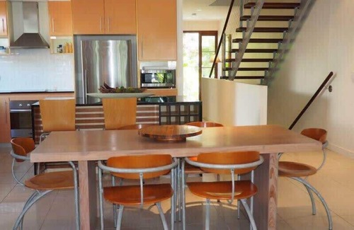 Mission Beach Apartment | Beachfront One ~ Beachfront Haven