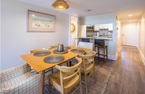 Saint Helena Island Villa | Beachfront, Remodeled 2bed/2.5bath with Pool