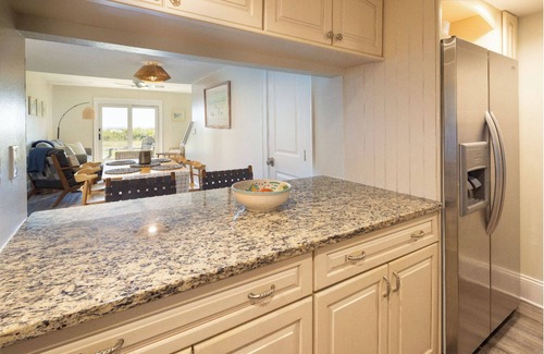 Saint Helena Island Villa | Beachfront, Remodeled 2bed/2.5bath with Pool