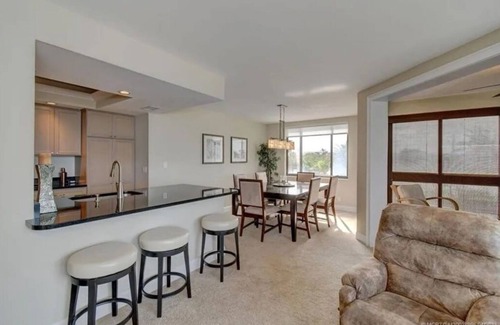 Stuart Condo | Beachfront remodeled condo in Hutchinson Island