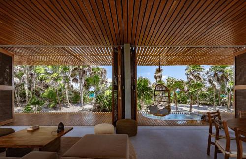 Tulum Villa | Beachfront Sian Kaan Villa 3