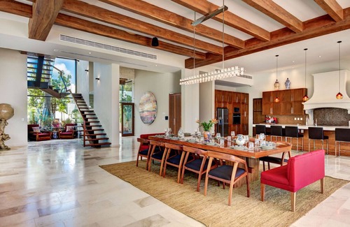 Soliman Bay Villa | Beachfront Soliman Bay Villa 42