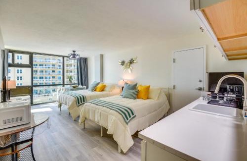 Daytona Beach Apartment | Beachfront Studio Walk to Daytona Fun!