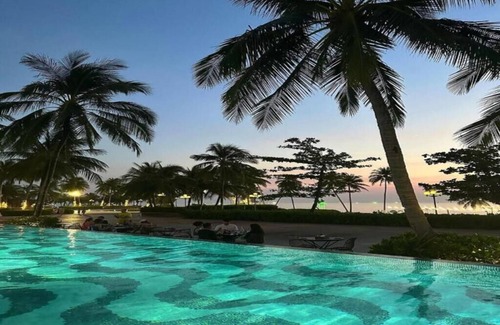 Duong To Villa | Beachfront swimming pool villa Marina resort Beautiful with kitchen