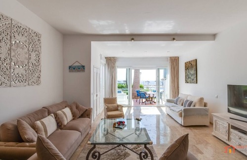 Bahia de Casares House | Beachfront Townhouse Casares del Mar