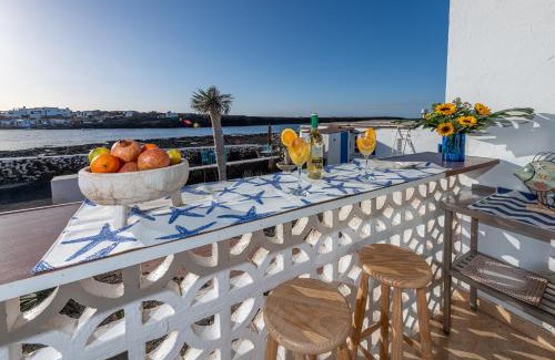 La Oliva House | Beachfront two bedrooms house Casa Toral
