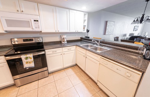 Indian Harbour Beach Condo | Beachfront Vacation Rental, 2 bedroom, 2 bath Condo, Steps To The Beach