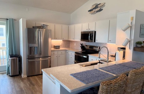 St. George Island House | Beachfront, Pool, Spa, 4 bed 4 bath, sleeps 11n5% off for 3 open weeks till Aug,