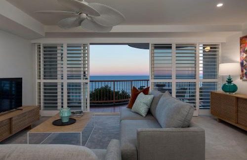 Coolum Beach Apartment | Beachfront Villa