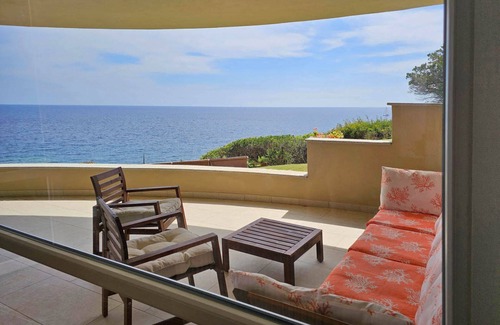 Porto Sa Ruxi Villa | Beachfront villa with private beach access