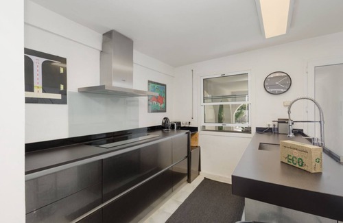 Urbanizacion Costabella Villa | Beachfront villa with heated pool in Costabella, Marbella